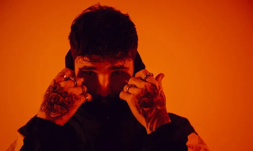 Interview: goddard. Breaks Down His Debut EP Here & Now on Rabbit Hole image