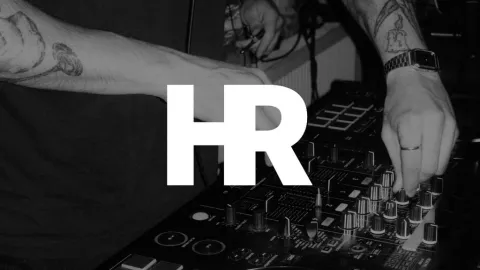 HEAVY ROTATION 004 @ Rolling Stock Image